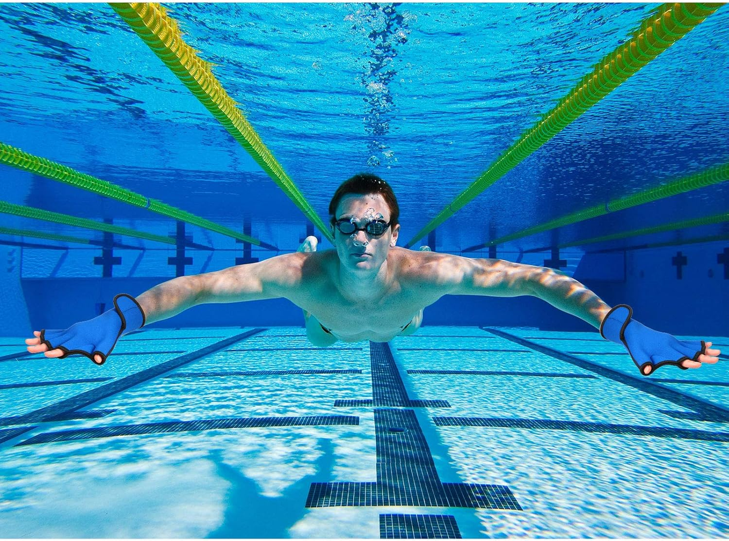 2 Pairs Swimming Gloves Aquatic Swim Training Gloves Neoprene Gloves Webbed Fitness Water Resistance Training Gloves for Swimming Diving with Wrist Strap