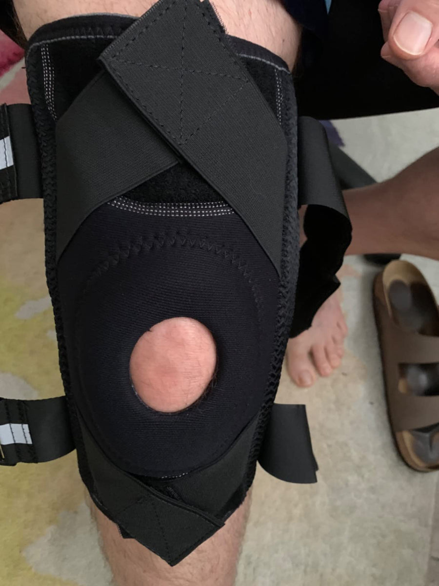 Customer wearing a NEENCA support