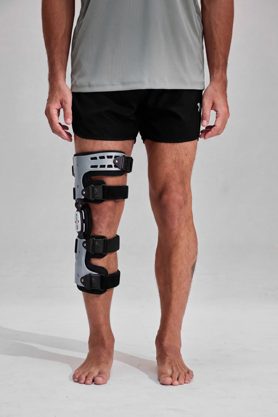 NEENCA Professional Medical Knee Brace for Men and Women 052