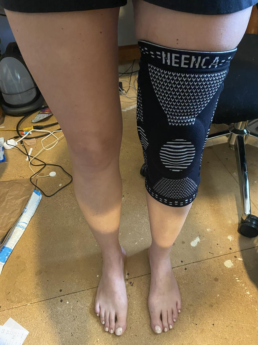 Customer wearing a NEENCA support