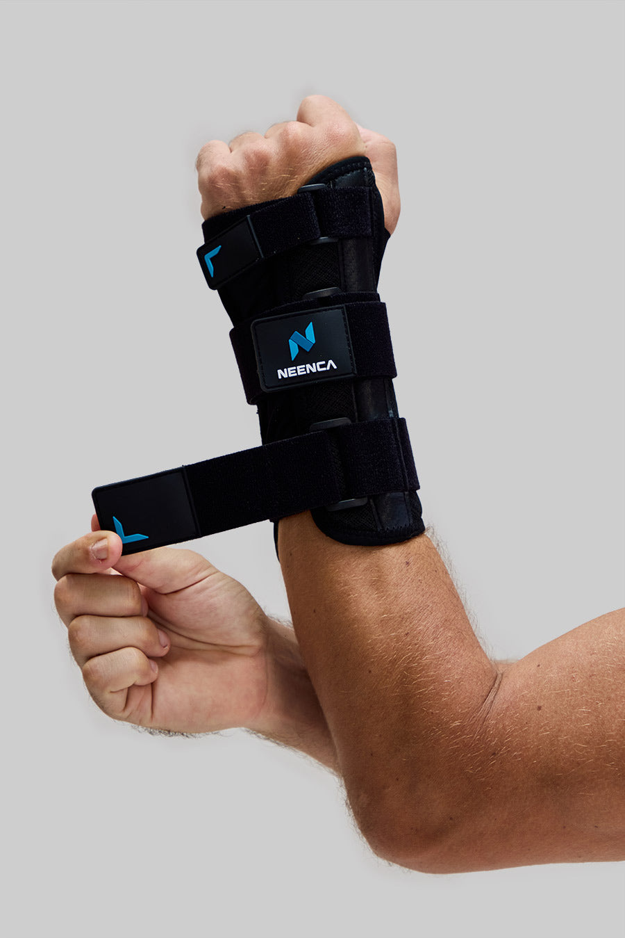NEENCA Carpal Tunnel Wrist Brace Support for Pain Relief Tendonitis, Sprained, Arthritis with Metal Splint for Recovery HW005